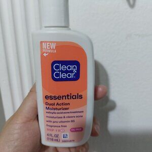 Clean & Clear Essentials Dual Action Facial Moisturizer 4 OZ